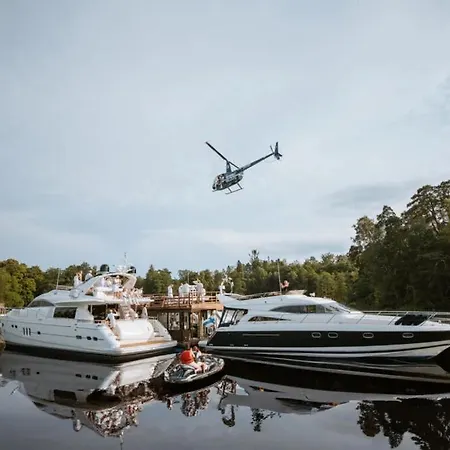 船屋 The Lux Yachts - Luxury Private Yacht Experience