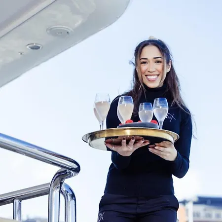 The Lux Yachts - Luxury Private Yacht Experience הלסינקי